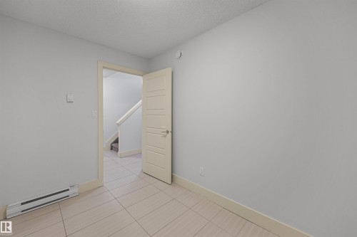 7506 May Common, Edmonton, AB - Indoor Photo Showing Other Room