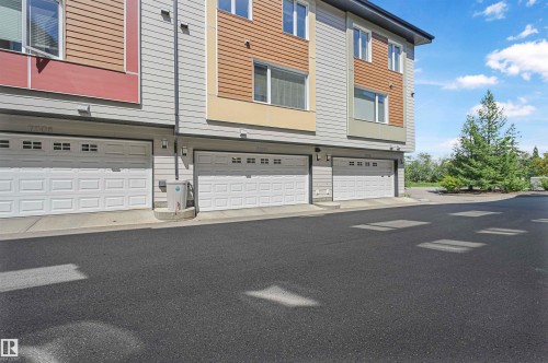 7506 May Common, Edmonton, AB - Outdoor