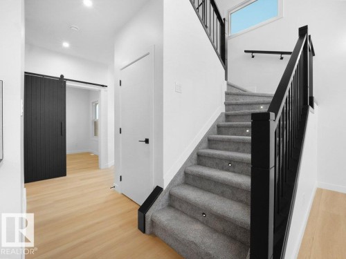 3305 Chernowski Way Sw, Edmonton, AB - Indoor Photo Showing Other Room