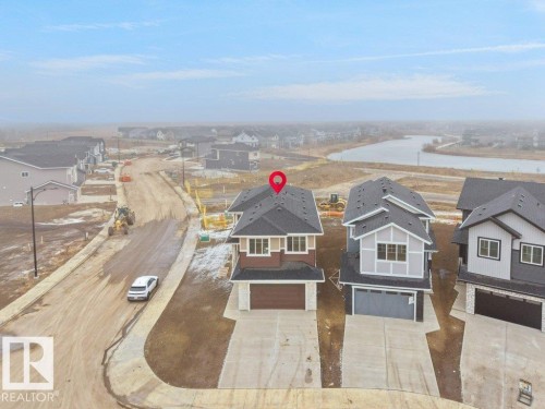 3305 Chernowski Way Sw, Edmonton, AB - Outdoor