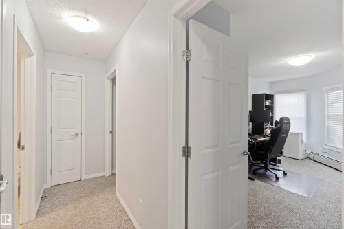 203 636 Mcallister Loop, Edmonton, AB - Indoor