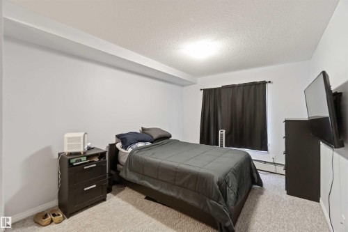 203 636 Mcallister Loop, Edmonton, AB - Indoor Photo Showing Bedroom