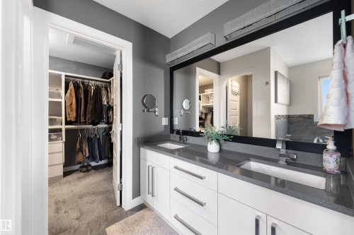 4915 38 Street, Beaumont, AB - Indoor Photo Showing Bathroom