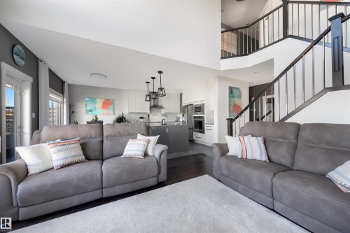 4915 38 Street, Beaumont, AB - Indoor Photo Showing Living Room
