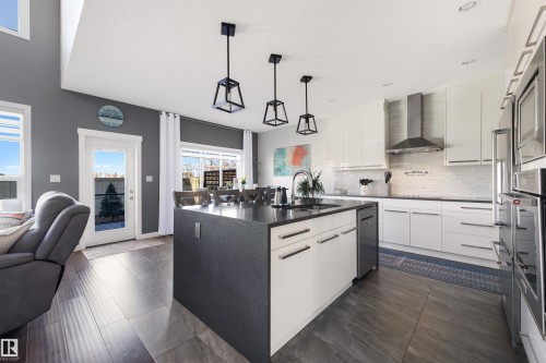 4915 38 Street, Beaumont, AB - Indoor Photo Showing Kitchen