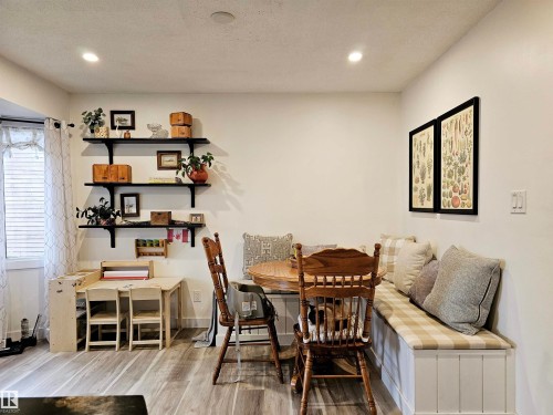 127 Grand Meadow Crescent, Edmonton, AB - Indoor