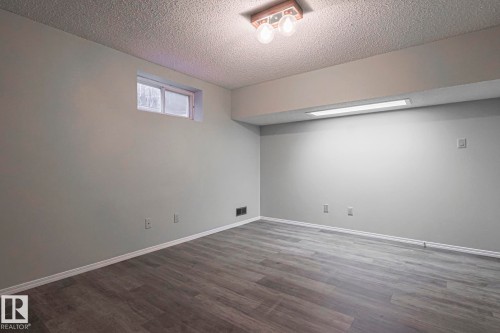 52 Blue Quill Crescent Nw, Edmonton, AB - Indoor Photo Showing Other Room