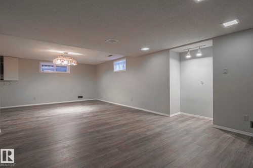 52 Blue Quill Crescent Nw, Edmonton, AB - Indoor Photo Showing Other Room