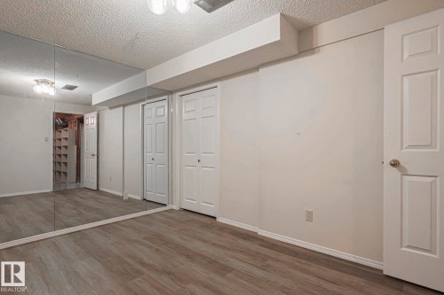 52 Blue Quill Crescent Nw, Edmonton, AB - Indoor Photo Showing Other Room