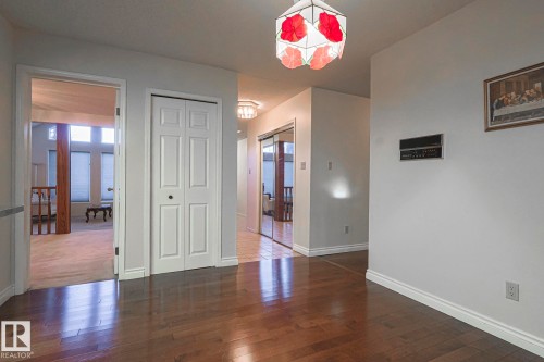 52 Blue Quill Crescent Nw, Edmonton, AB - Indoor Photo Showing Other Room
