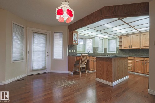 52 Blue Quill Crescent Nw, Edmonton, AB - Indoor