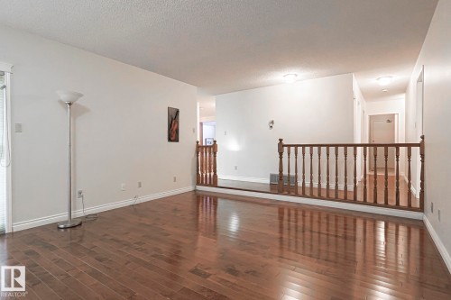 52 Blue Quill Crescent Nw, Edmonton, AB - Indoor Photo Showing Other Room