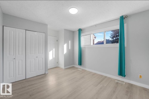 125 Kaskitayo Co, Edmonton, AB - Indoor Photo Showing Other Room