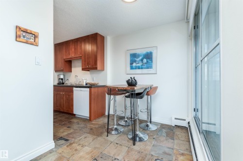 801 12141 Jasper Avenue, Edmonton, AB - Indoor Photo Showing Kitchen