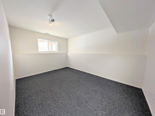 20 6506 47 Street, Cold Lake, AB - Indoor Photo Showing Other Room