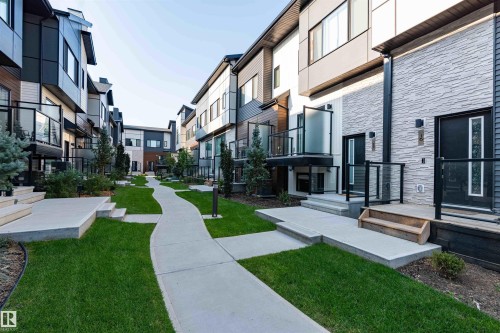 #21 1729 Keene Crescent, Edmonton, AB - Outdoor With Facade