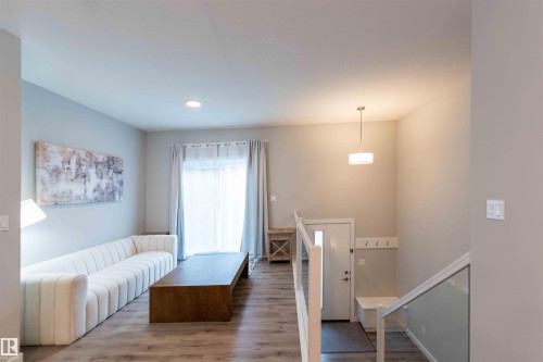 #21 1729 Keene Crescent, Edmonton, AB - Indoor Photo Showing Other Room