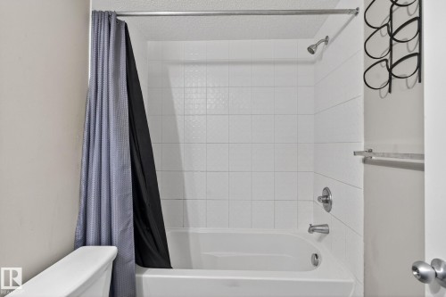 310 18122 77 Street, Edmonton, AB - Indoor Photo Showing Bathroom