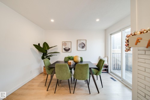 475 Dunluce Road, Edmonton, AB - Indoor Photo Showing Dining Room