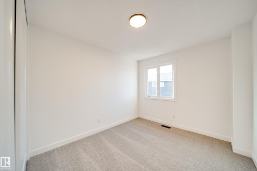 475 Dunluce Road, Edmonton, AB - Indoor Photo Showing Other Room