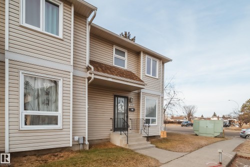 475 Dunluce Road, Edmonton, AB - Outdoor