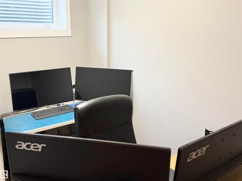 7114 174 Avenue, Edmonton, AB - Indoor Photo Showing Office