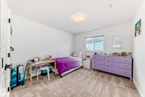 71 Jamison Crescent, St. Albert, AB - Indoor Photo Showing Bedroom