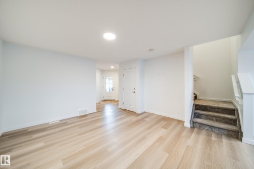 2838 152 Avenue, Edmonton, AB - Indoor Photo Showing Other Room