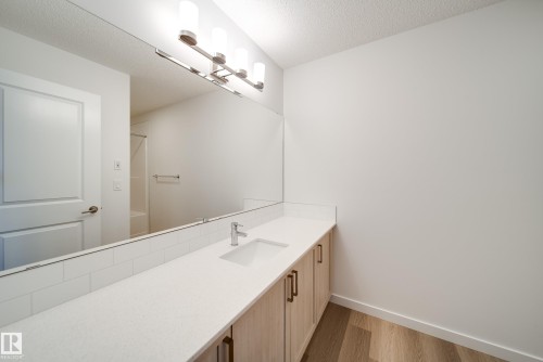 2838 152 Avenue, Edmonton, AB - Indoor