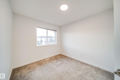 2838 152 Avenue, Edmonton, AB - Indoor Photo Showing Other Room