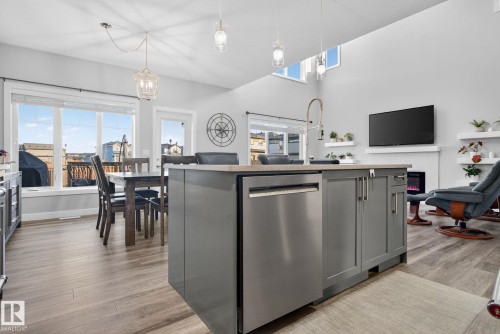 4301 38A Street, Beaumont, AB - Indoor