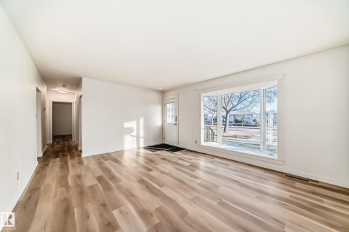 8108 163 Street, Edmonton, AB - Indoor Photo Showing Other Room