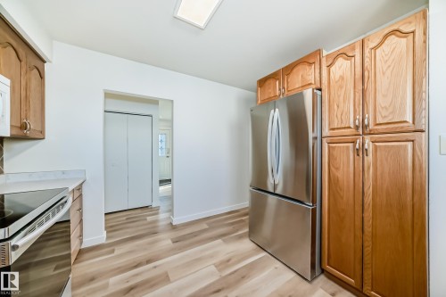 8108 163 Street, Edmonton, AB - Indoor Photo Showing Kitchen