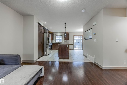 16 1150 Windermere Way, Edmonton, AB - Indoor Photo Showing Other Room