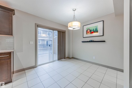 16 1150 Windermere Way, Edmonton, AB - Indoor Photo Showing Other Room