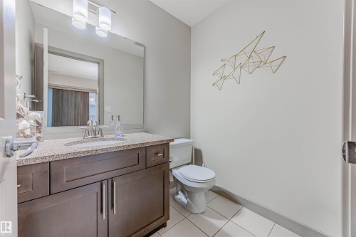 16 1150 Windermere Way, Edmonton, AB - Indoor Photo Showing Bathroom