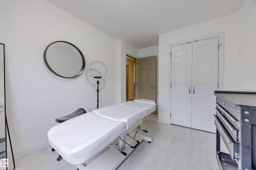 16 1150 Windermere Way, Edmonton, AB - Indoor