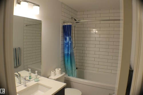 621 Blacks Stone Boulevard, Leduc, AB - Indoor Photo Showing Bathroom