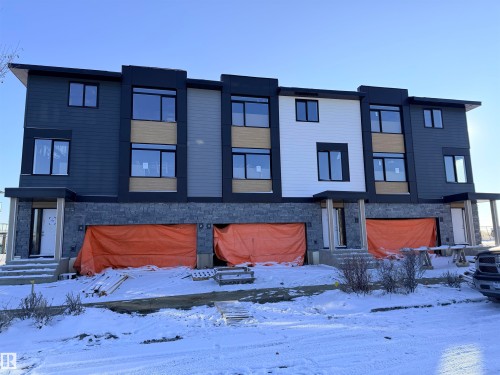 7133 May Crescent, Edmonton, AB - Outdoor