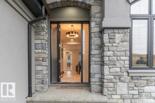 698 Howatt Drive, Edmonton, AB - Outdoor