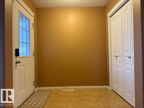 36 Vivian Way, Spruce Grove, AB - Indoor Photo Showing Other Room