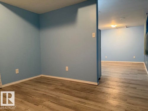 36 Vivian Way, Spruce Grove, AB - Indoor Photo Showing Other Room