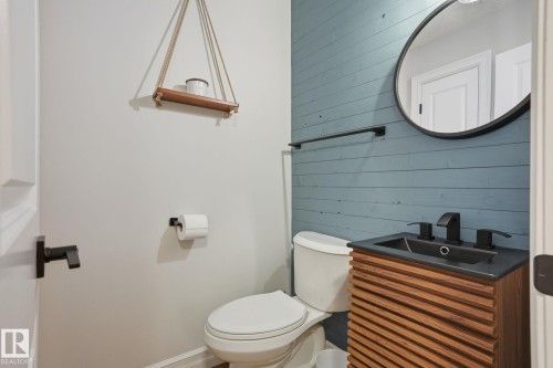26 Mckay Close, Leduc, AB - Indoor Photo Showing Bathroom