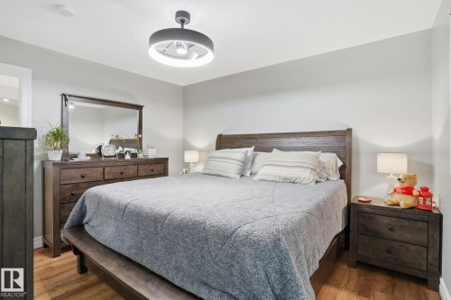 26 Mckay Close, Leduc, AB - Indoor Photo Showing Bedroom