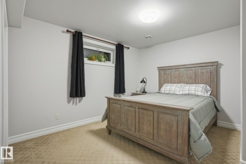 26 Mckay Close, Leduc, AB - Indoor Photo Showing Bedroom