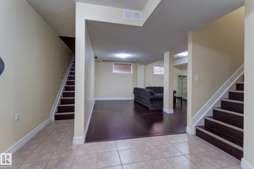 3621 28A Street, Edmonton, AB - Indoor