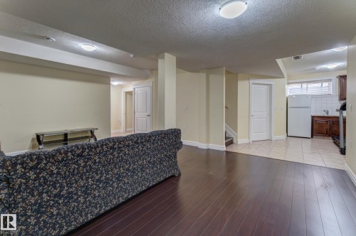 3621 28A Street, Edmonton, AB - Indoor Photo Showing Other Room