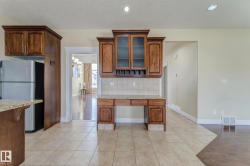 3621 28A Street, Edmonton, AB - Indoor Photo Showing Kitchen