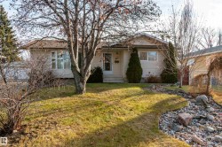 3 STRATHCONA Place  Sherwood Park, AB T8A 1G1