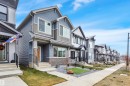 3323 Erlanger Bend, Edmonton, AB  - Outdoor With Facade 